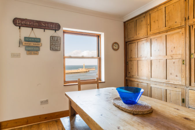 Beach House Whitby - Incredible views from the kitchen