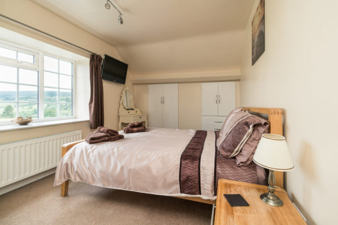 Coach House Sleights - Double bedroom