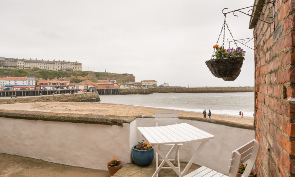 Quayside Cottage Whitby - Outdoor sitting area