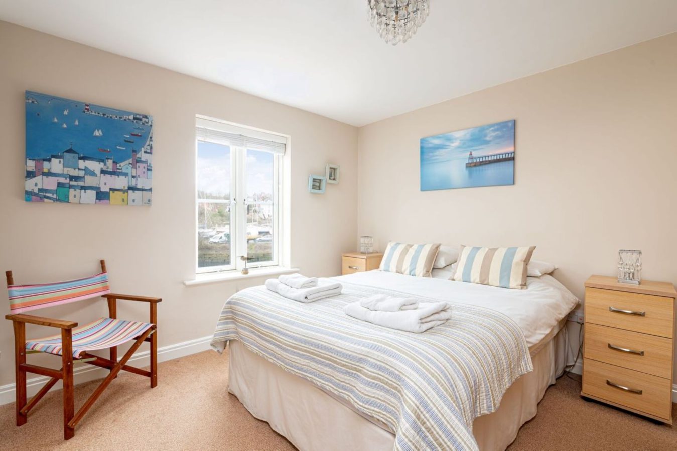 Waters Edge Apartment, Whitehall Landing, Whitby - Shoreline Cottages