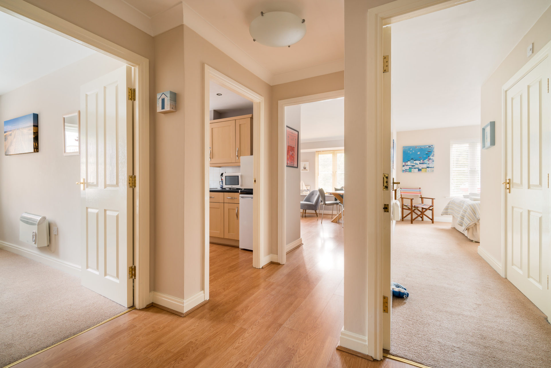 Waters Edge Apartment, Whitehall Landing, Whitby Shoreline Cottages