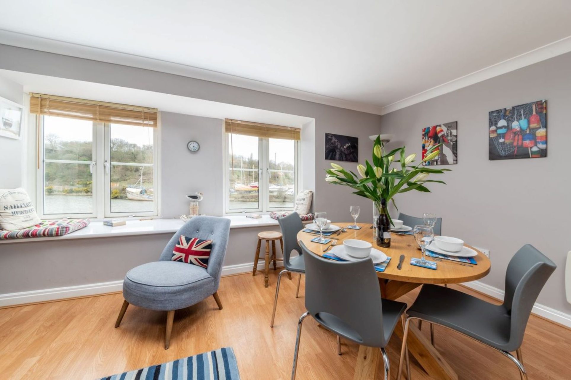 Waters Edge Apartment, Whitehall Landing, Whitby Shoreline Cottages