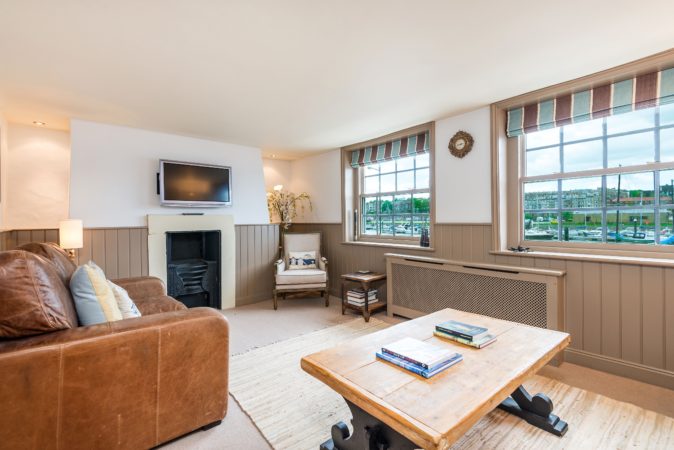 Marina view Whitby cottage, Whitby cottage to let, Holiday cottage Whitby close to town centre.