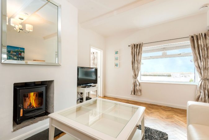 Whitby cottage with sea views, pet friendly holiday cottage Whitby.