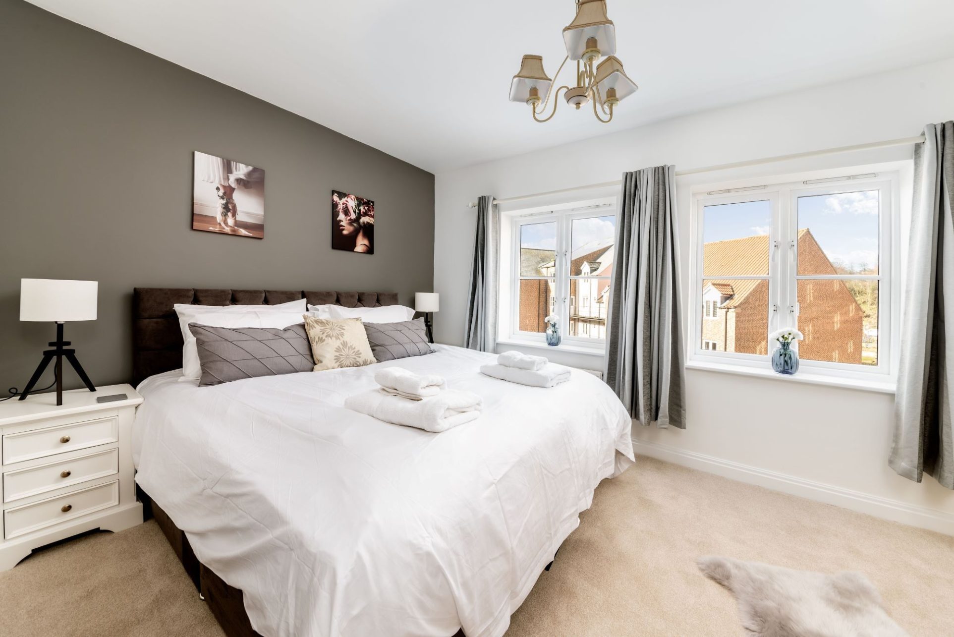 Boat Yard View House, Whitehall Landing, Whitby Shoreline Cottages