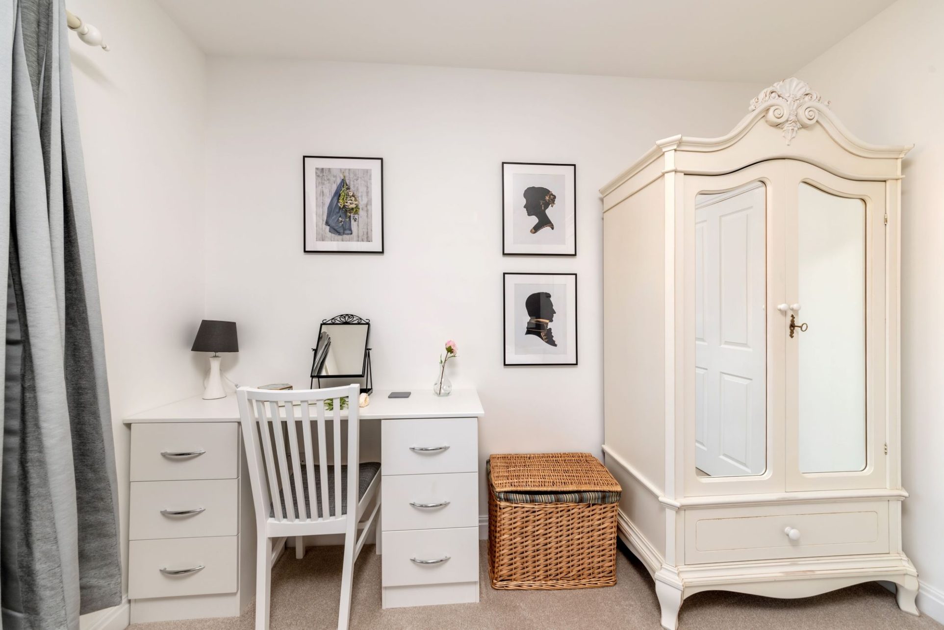 Boat Yard View House, Whitehall Landing, Whitby Shoreline Cottages