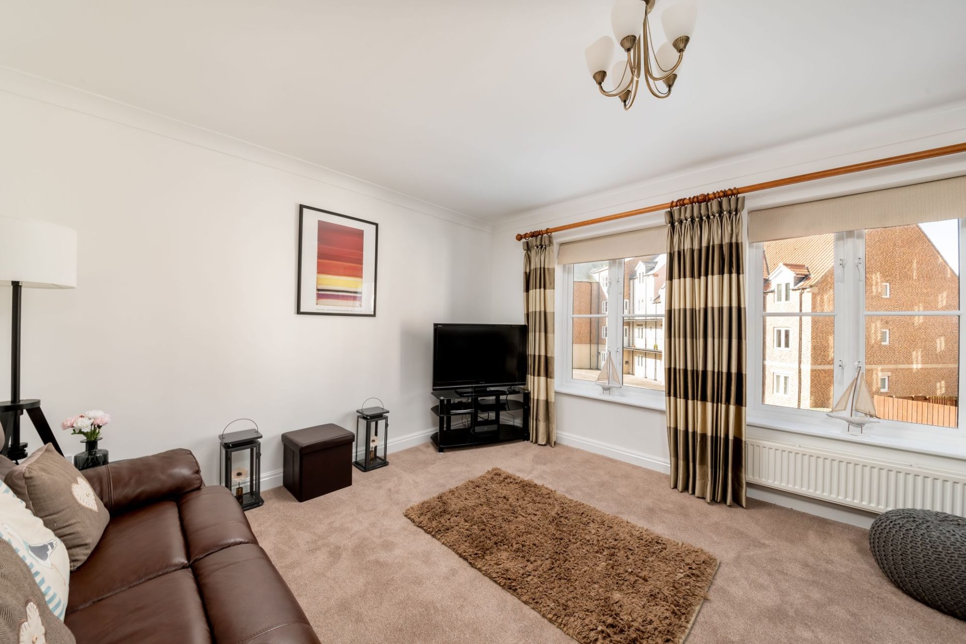 Boat Yard View House, Whitehall Landing, Whitby Shoreline Cottages