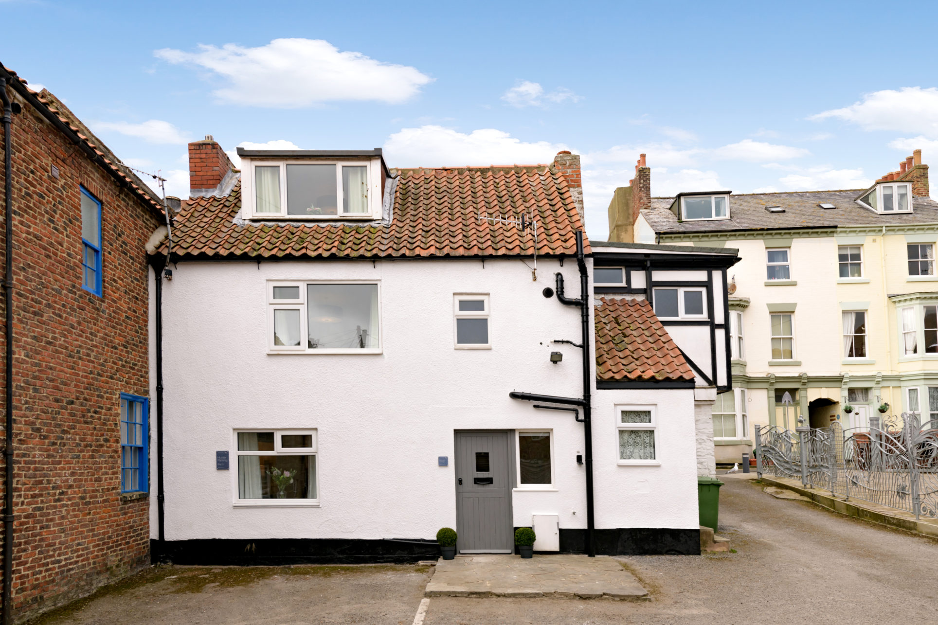 Mariners Cottage, Town Centre, Whitby - Shoreline Cottages