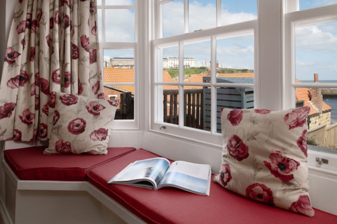 Sea view cottages whitby, holiday cottages whitby, whitby holiday cottage with sea view