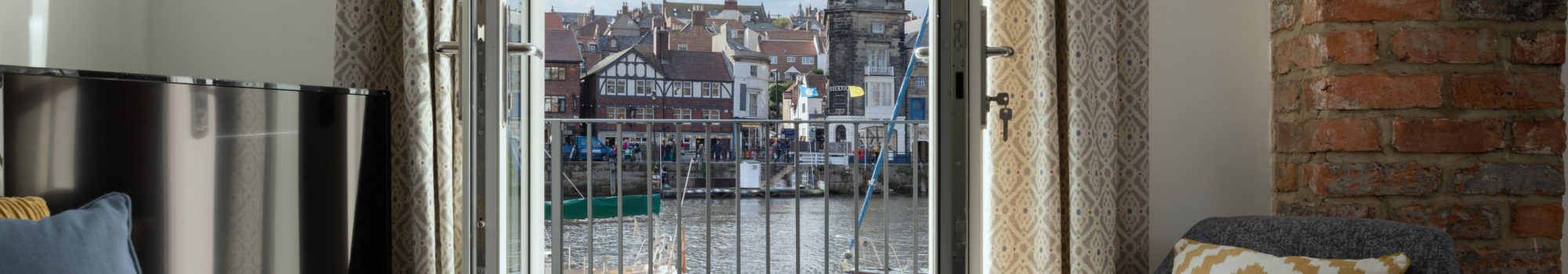 Whitby holiday cottages. holiday apartment Whitby. Dog friendly cottage Whitby.