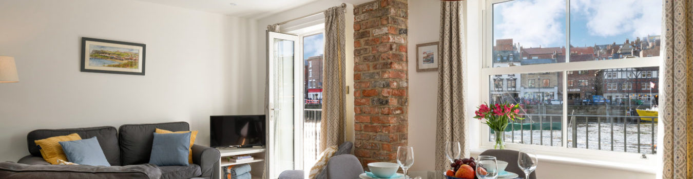 dog friendly cottage whitby, whitby holiday cottage, sea view cottage whitby