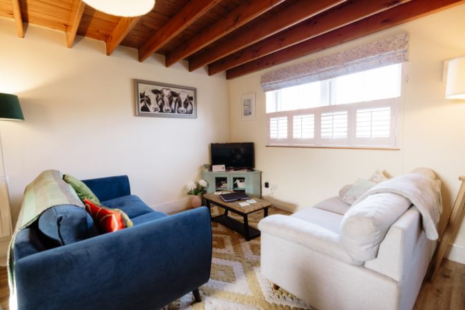 TV seating area at Pike Cottage